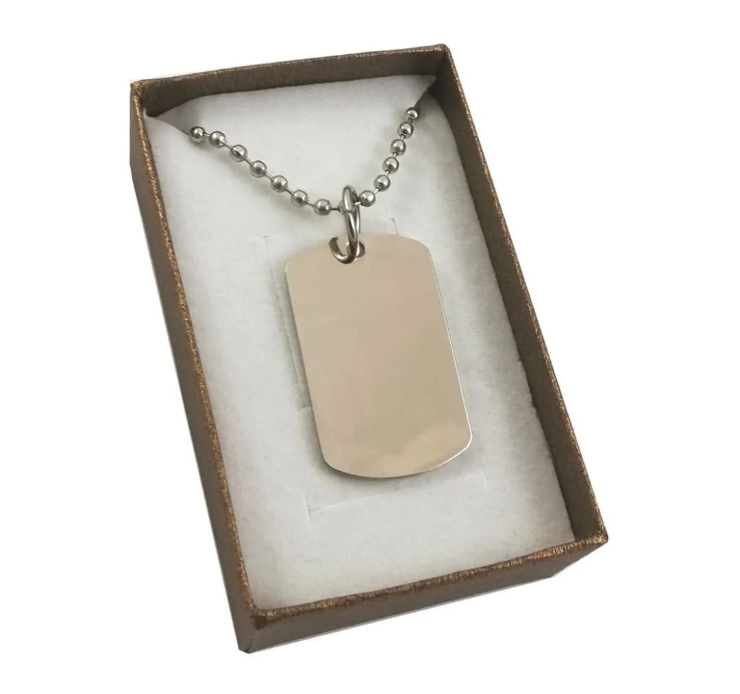 Naszyjnik nieśmiertelnik – odkryj jego głębokie znaczenie i historię